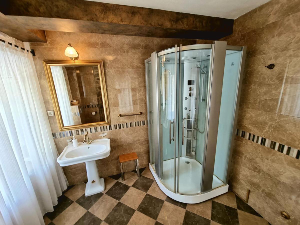 Palace Jelena Rooms Perast Exterior foto