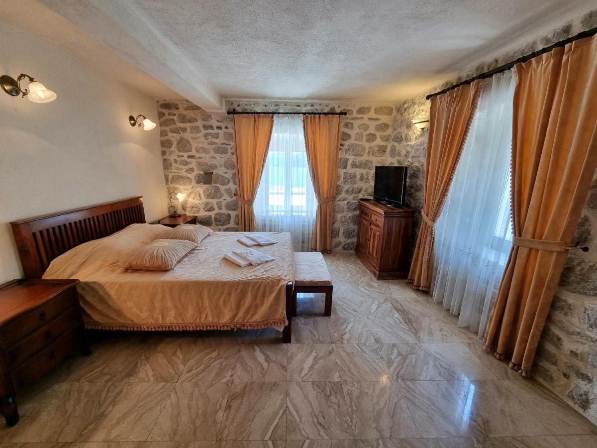 Palace Jelena Rooms Perast Cameră foto